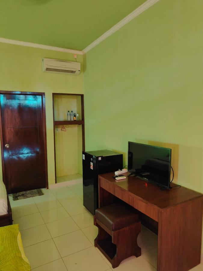 Berlian Inn Kuta Beach Esterno foto