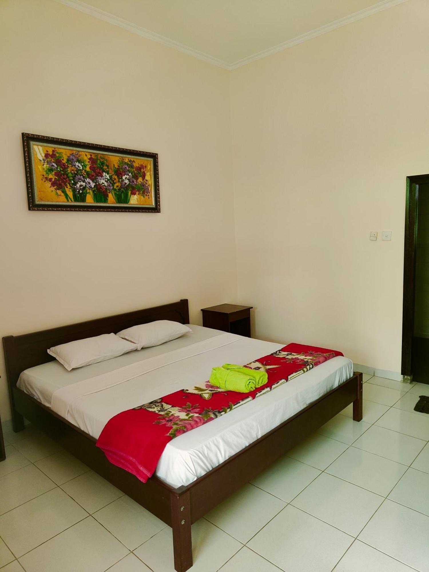 Berlian Inn Kuta Beach Esterno foto