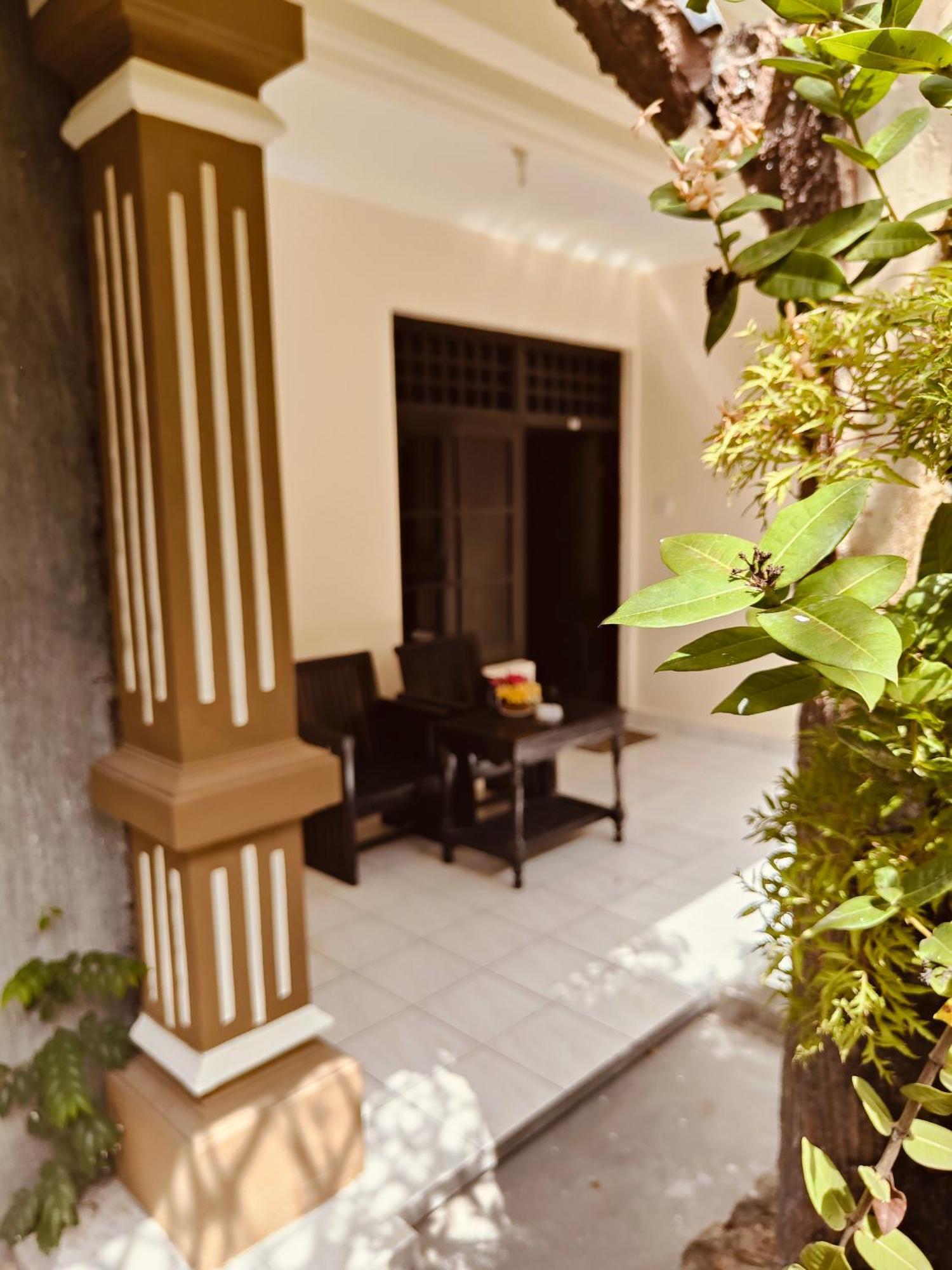 Berlian Inn Kuta Beach Esterno foto